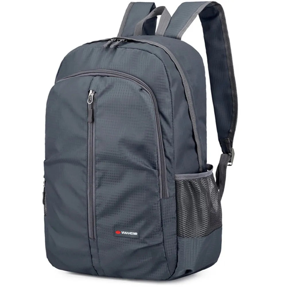 Unisex faltbarer Rucksack 30L, ultraleicht & wasserdicht, ideal für Wandern, Camping und Reisen.