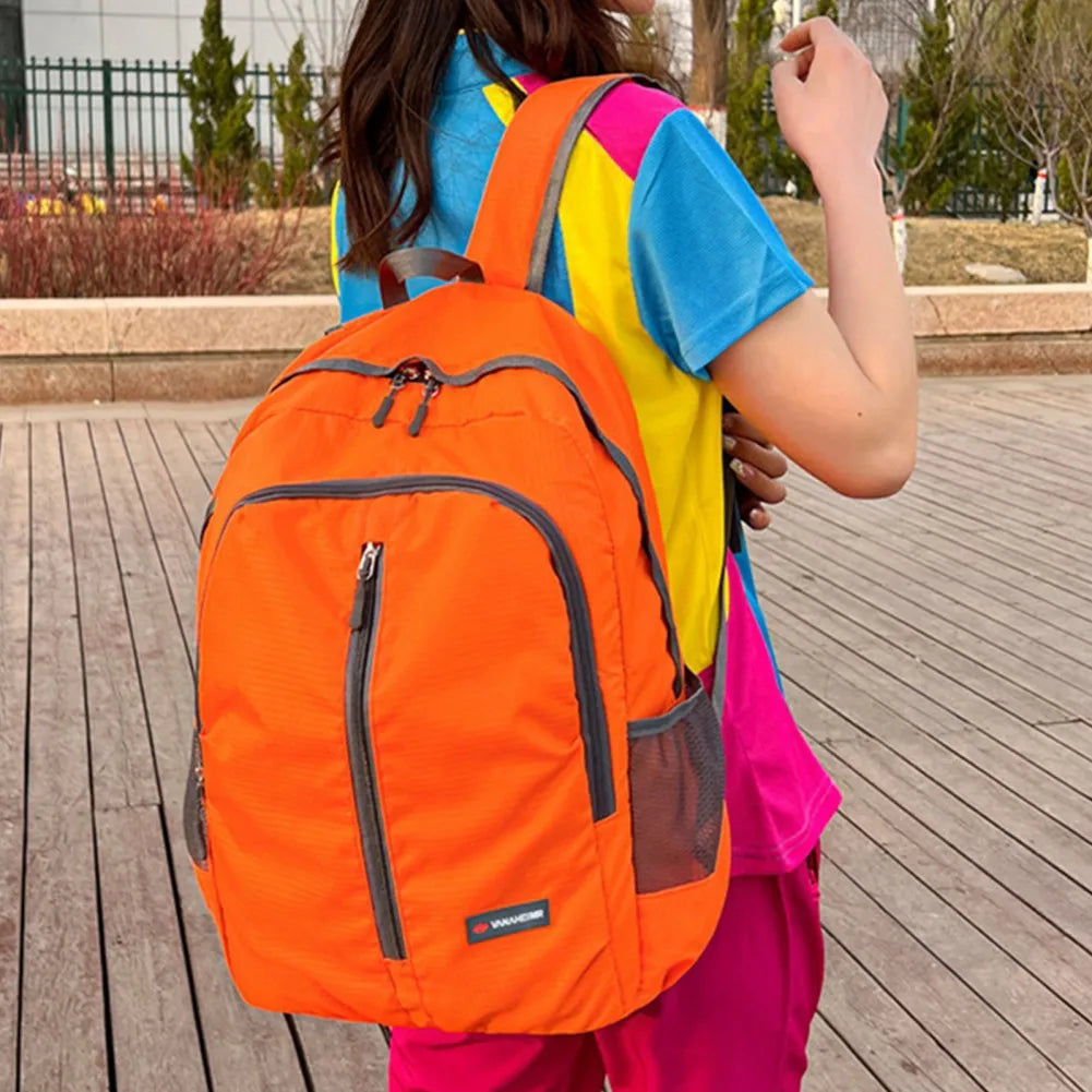 Vielseitiger Unisex Rucksack 30L, faltbar, ultraleicht & wasserdicht für Alltag, Sport und Outdoor-Trips.