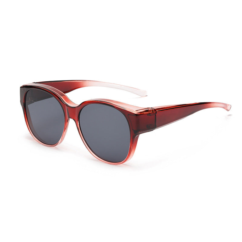 Elegante Katzenaugen Sonnenbrille zum Überziehen, polarisiert, UV400 Schutz für optimalen Sehkomfort.