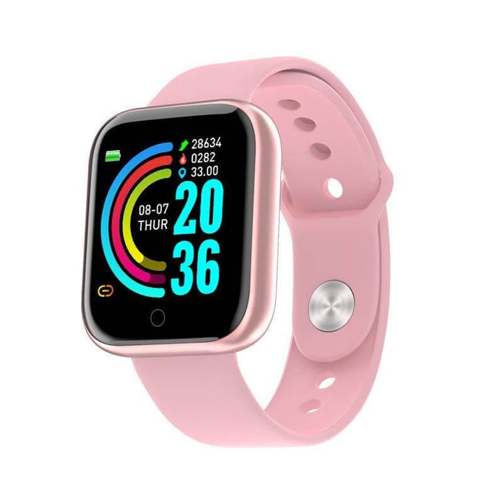Unisex Smartwatch wird geladen. Fitness Tracker mit langer Akkulaufzeit für konstantes Gesundheitsmonitoring.
