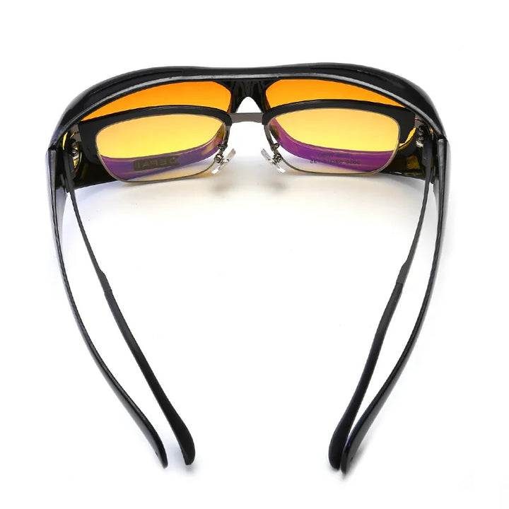 Fahrbrille GlareCut für sicheres Autofahren im Dunkeln, verbessert die Sicht und die Sicherheit spürbar.
