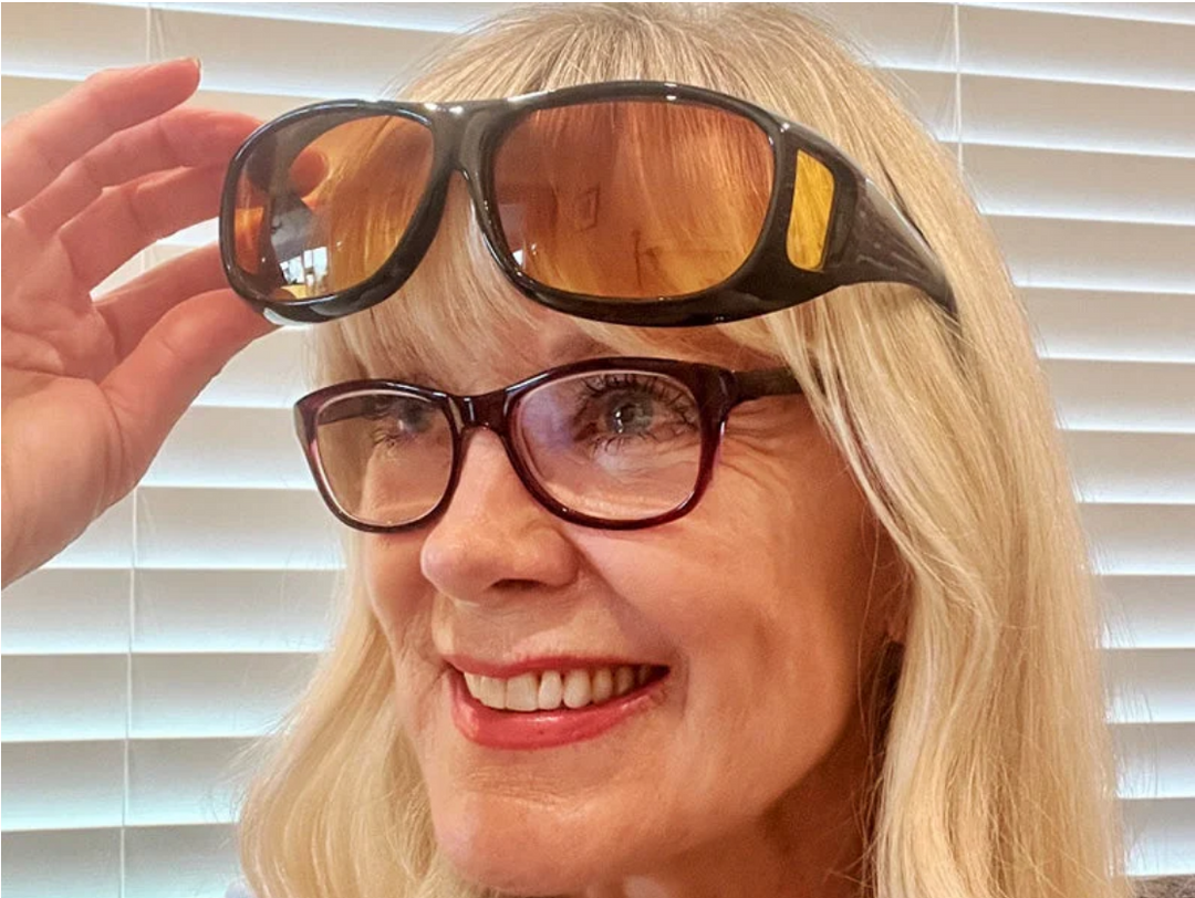 Stylische Unisex GlareCut Nachtbrille aus Polycarbonat, verbessert die Sicht bei schlechten Lichtverhältnissen.