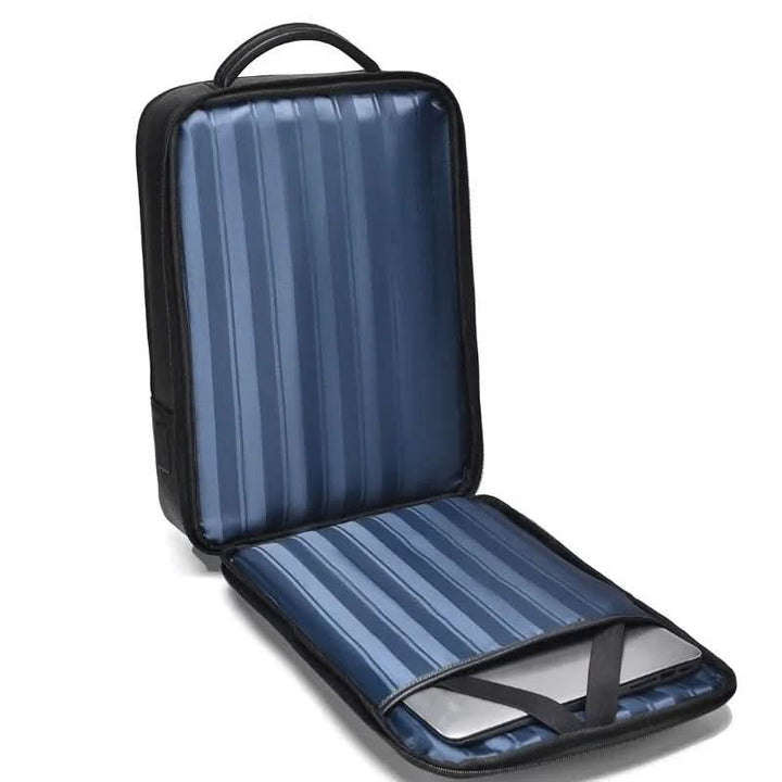 Nahaufnahme des strapazierfähigen Materials des intelligenten USB Rucksacks in Schwarz.