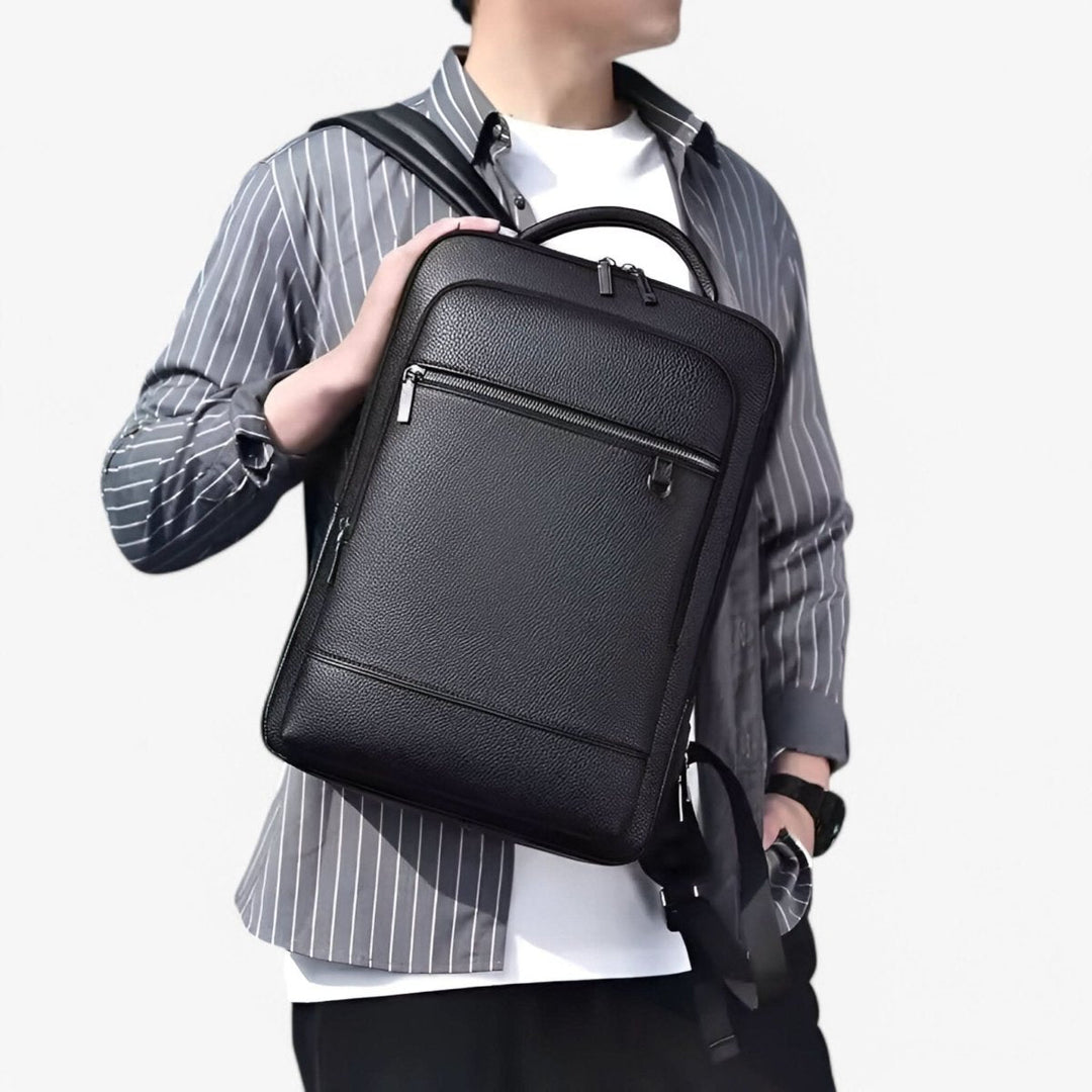 Eleganter Business Rucksack mit Laptopfach und urbanem Design, geeignet für Büro & Kurztrips.