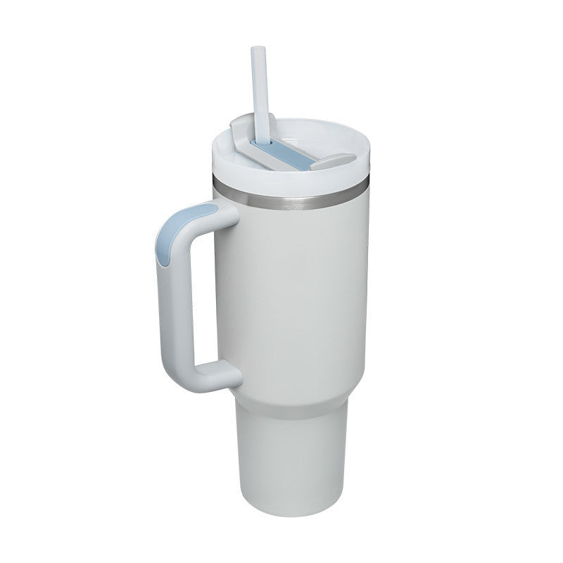 Großvolumige Trinkflasche (1200ml) mit Strohhalm. Isolierte Konstruktion & praktischer Griff.