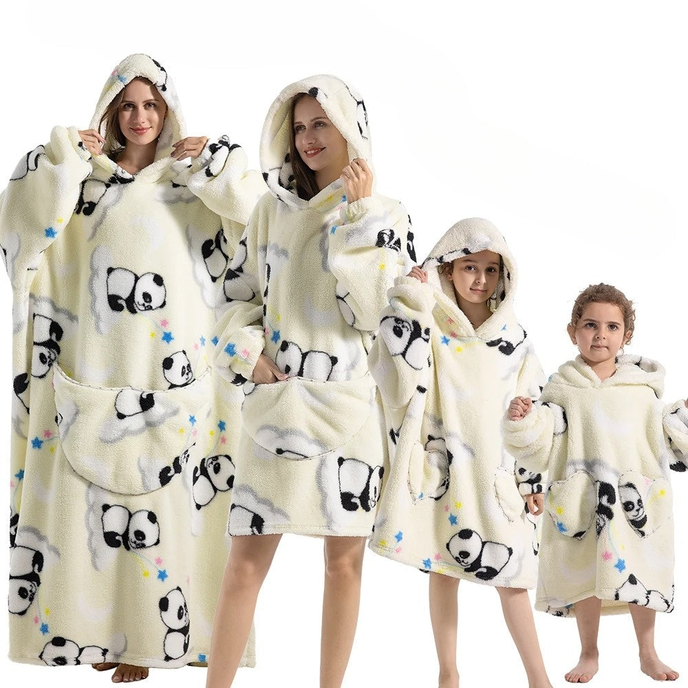 Unisex Kürbis Hoodie-Decke als Geschenkidee: weiche, oversized Decke für gemütliche Halloween-Nächte im Herbst.
