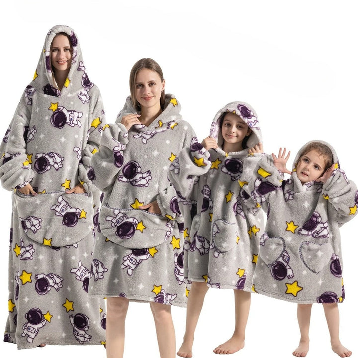 Unisex Kürbis Hoodie-Decke mit Kapuze, super gemütlich für Halloween & kalte Herbsttage. Warme Kuscheldecke.