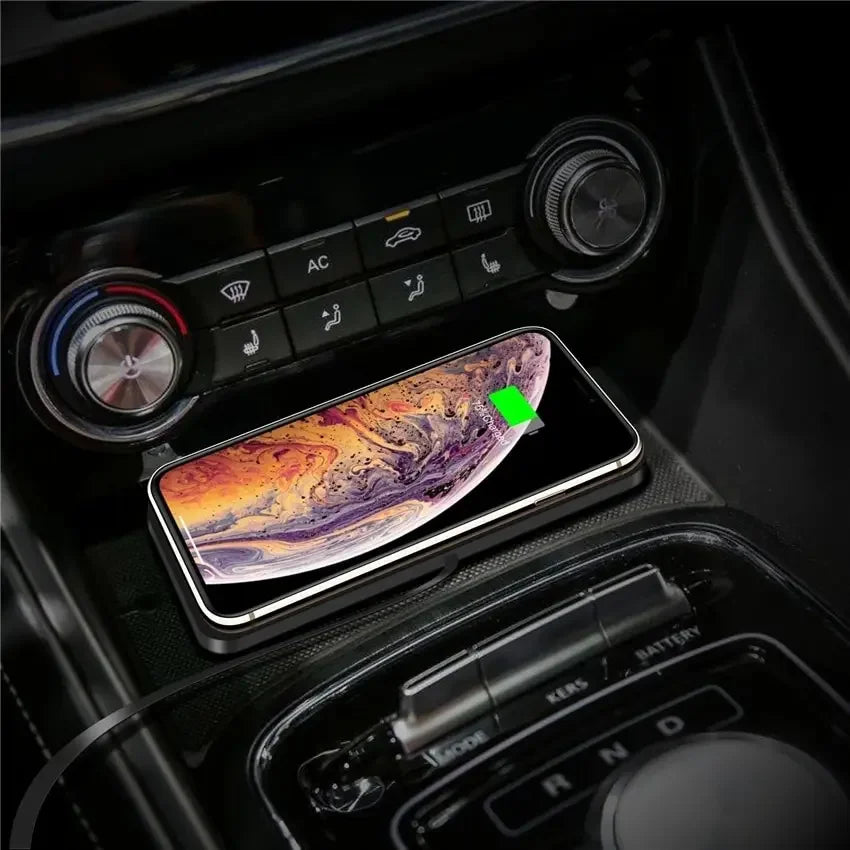 Unisex kabelloses 15W Schnellladepad für Auto & Zuhause; induktives Qi Ladegerät für Handy Zubehör.