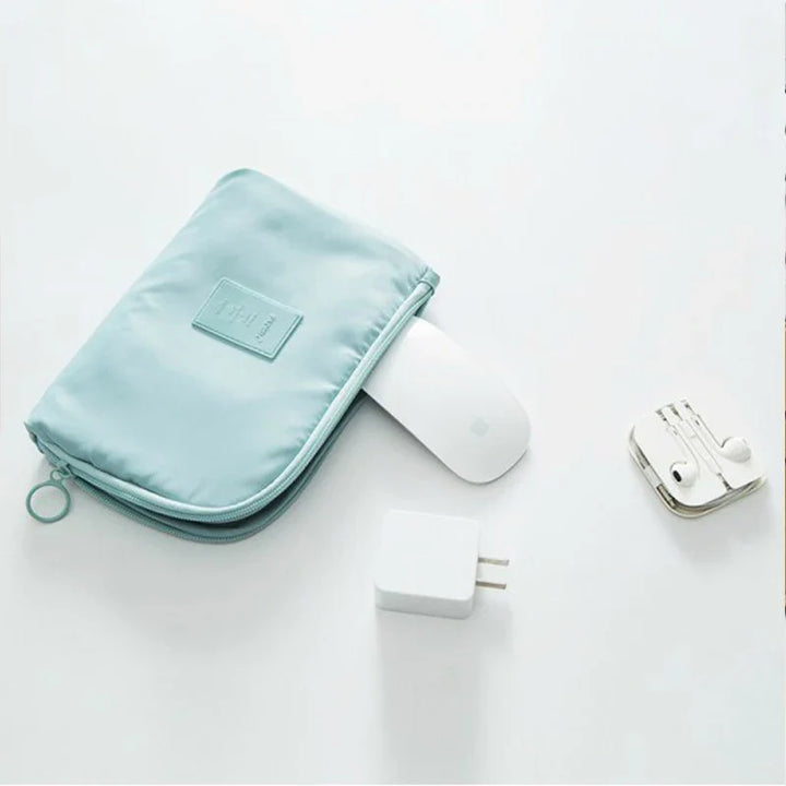 Kabelmanagement Tasche: Praktischer Elektronik Organizer für Kabel, Ladegeräte & USB-Sticks.