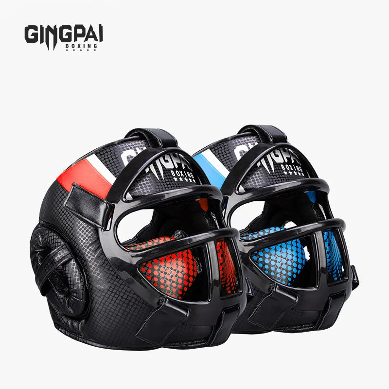 Blauer Kampfsport Kopfschutz mit Vollgesichtsschutz. Optimaler Schutzhelm für Taekwondo & Muay Thai Training.