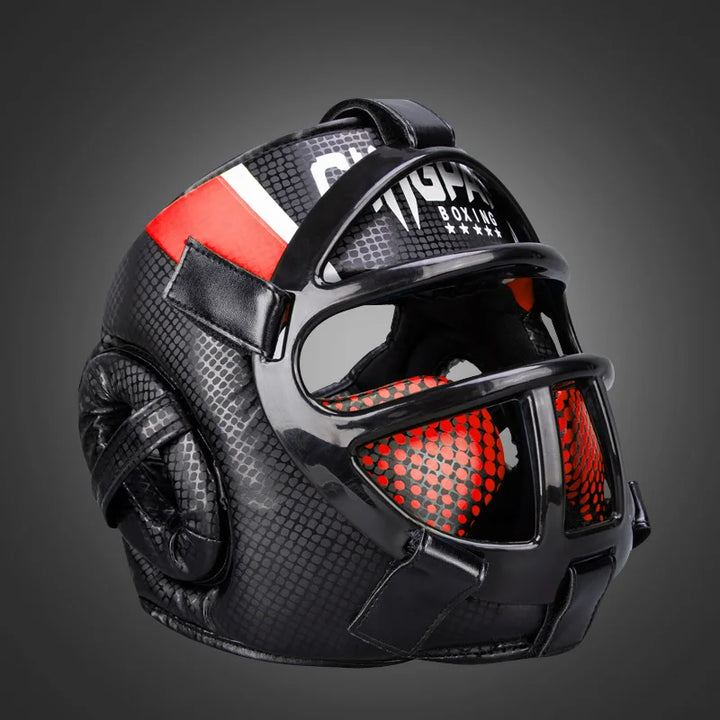 Unisex Kampfsport Schutzhelm rot. Robuster Kopfschutz mit Gesichtsschutzmaske für Sparring & Training.