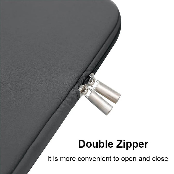 Unisex Laptop Sleeve schwarz: Flexible und leichte Schutzhülle für Notebooks auf Reisen und im Alltag.
