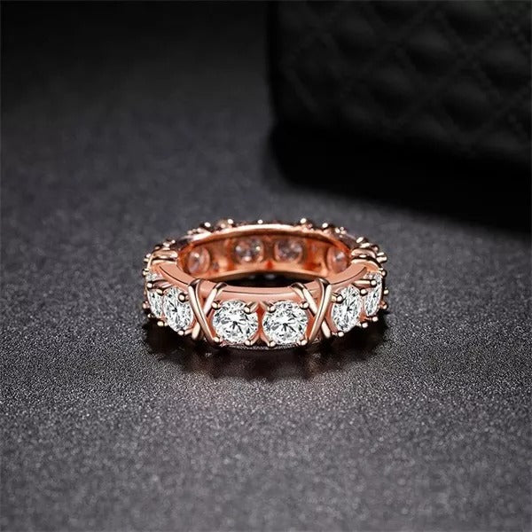 Geschenkidee: Hochwertiger magnetischer Lymphvity Ring, unisex, in edlem Design für Gesundheit und Stil.