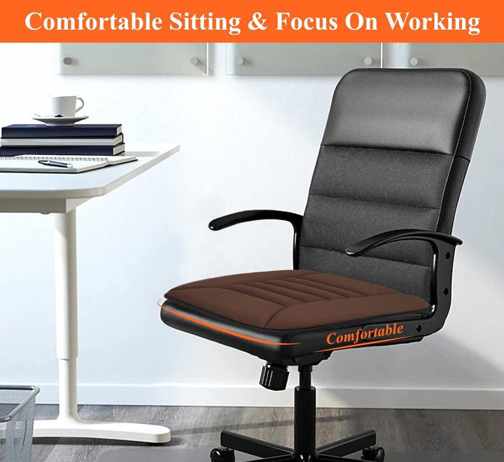 Ergonomisches Sitzkissen aus Memory Foam für Auto Komfort, lindert Hüft- & Rückenschmerzen.