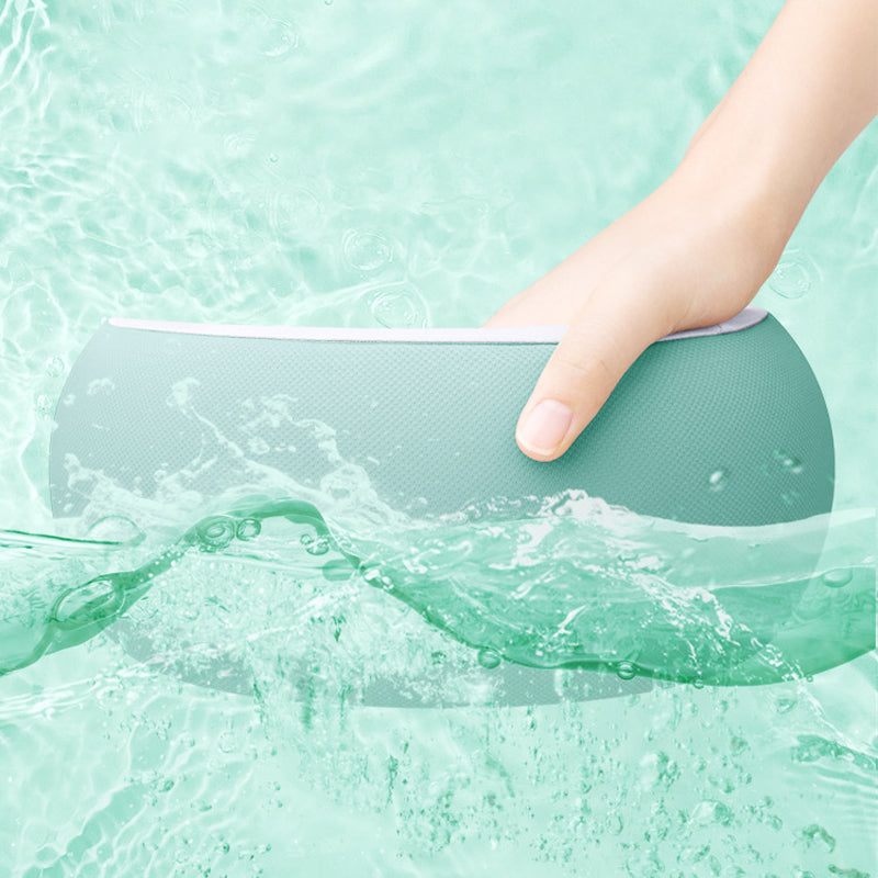 Ergonomisches Heizkissen für Nacken und Schultern. Mit integrierter Massagefunktion zur Förderung von Wellness und Gesundheit.
