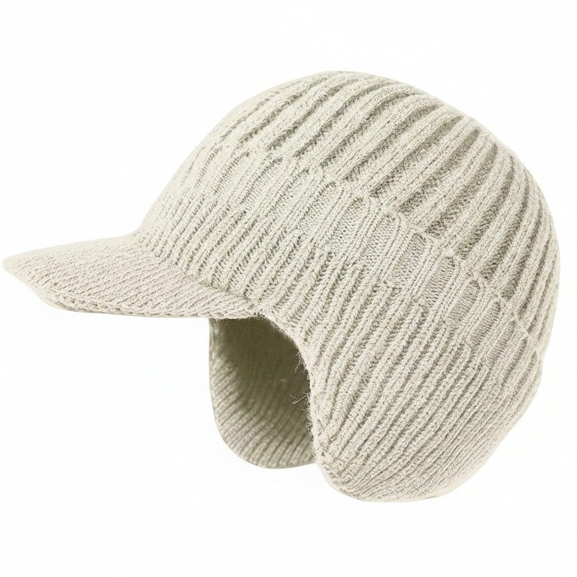 Rückansicht der Unisex Nordic-Wintermütze, zeigt die Passform und das warme Material.