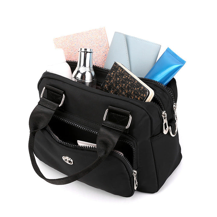 Zeitlose Unisex Nylon Tasche mit riesigem Fassungsvermögen für Outdoor & Freizeit.