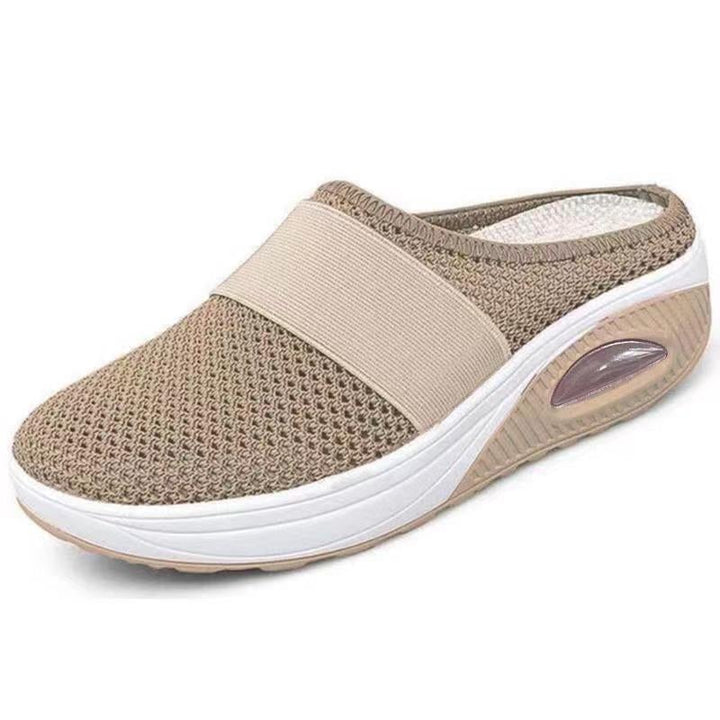 Atmungsaktives Obermaterial der OrthoAir Unisex Komfortschuhe. Bequeme, orthopädische Alltagsschuhe für Damen & Herren.