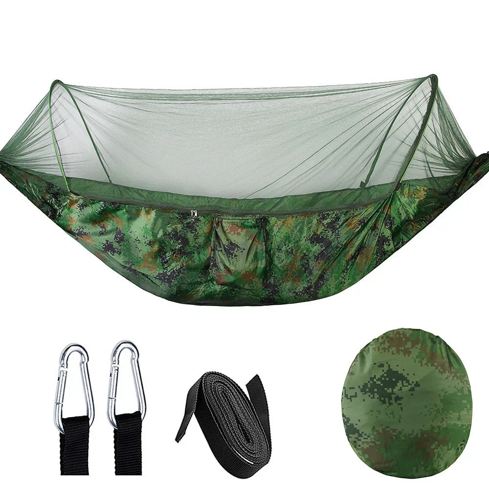 Vielseitige Outdoor-Hängematte mit Moskitonetz für Garten, Camping & Reisen; leicht, bequem & wetterfest.