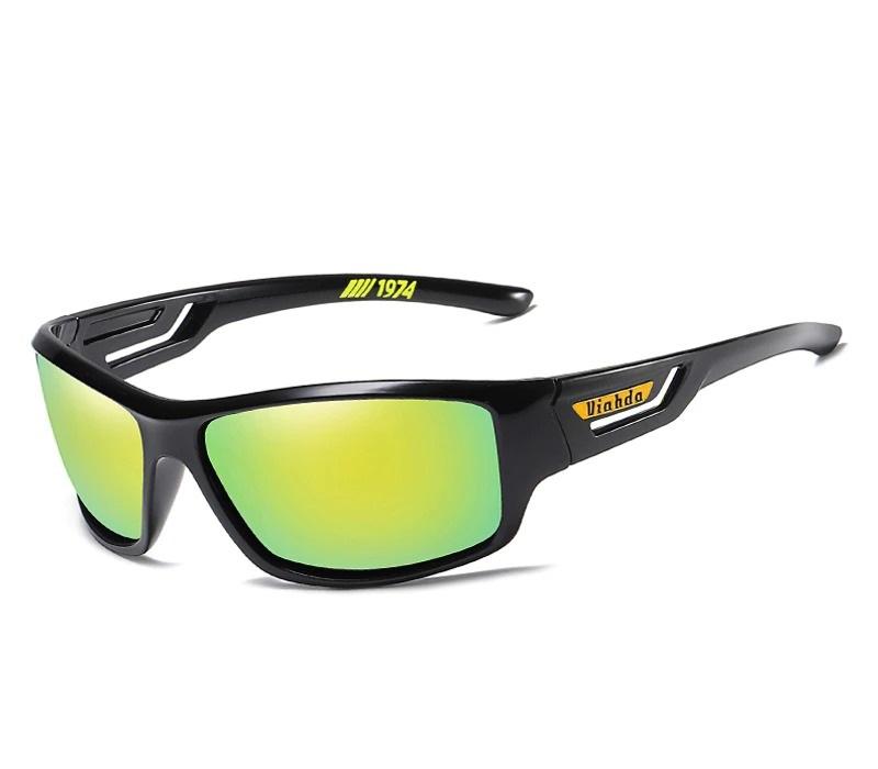 Vielseitige Unisex Sonnenbrille: photochrom, polarisiert, Blendschutz. Ideal für Angeln, Wandern, Reisen.