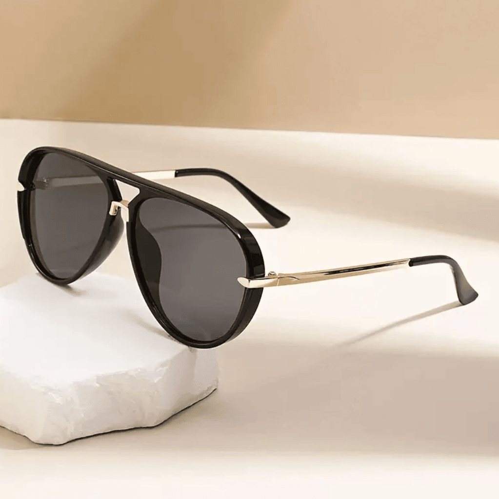 Unisex Piloten-Sonnenbrille mit UV-Schutz, zeitloser Stil. Perfekt für Damen und Herren.