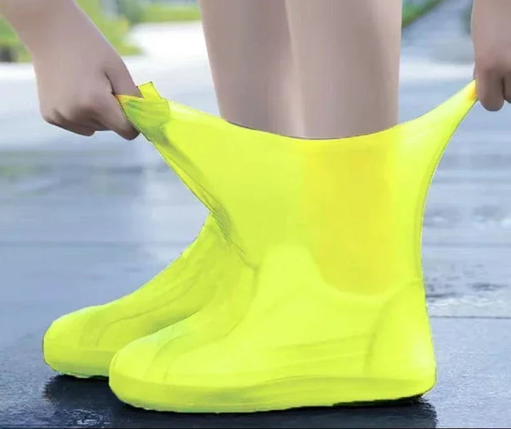 Wasserdichte Outdoor-Überschuhe für Herren & Damen, schützen Schuhe bei Regen & Matsch.