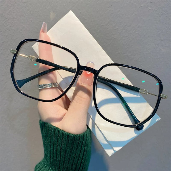 Leichte & stilvolle Sehbrille ohne Rahmen mit Blaulichtfilter zum Schutz der Augen bei der Lektüre.