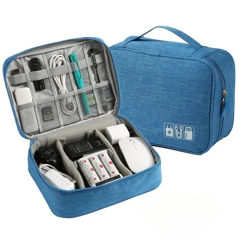 Vielseitiger Reise-Organizer für Elektronik, Kabel & Zubehör. Sorgt für Ordnung bei Powerbank & Ladekabel.
