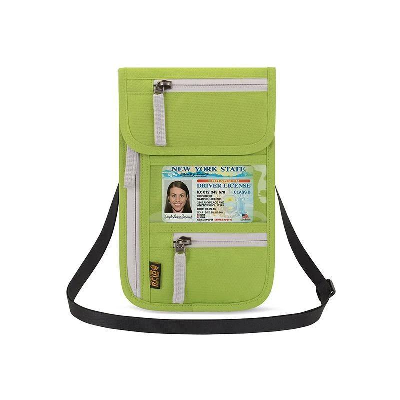 Unisex Reisebrieftasche mit RFID-Schutz und vielen Fächern für sicheres Reisen.