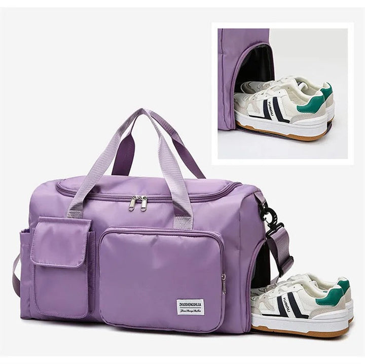 Praktische Dufflebag unisex mit separatem Schuhfach, perfekt für Gym, Sport & Kurztrips.