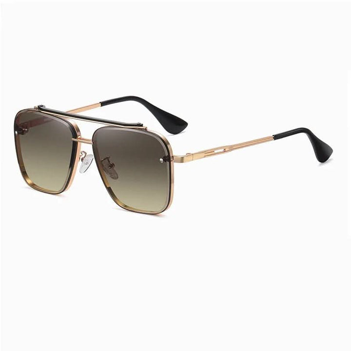 Seitenansicht der Unisex Sonnenbrille mit Metallrahmen und Farbverlaufsgläsern an einem Modell.