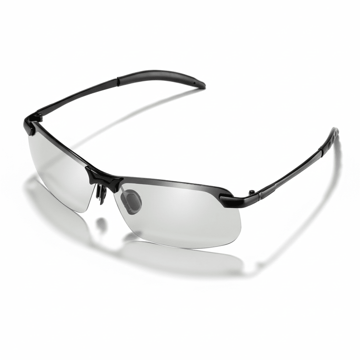 Moderne Unisex Sonnenbrille, photochrom & polarisiert, blendfrei, in Grau/Schwarz für stilvollen Augenschutz.