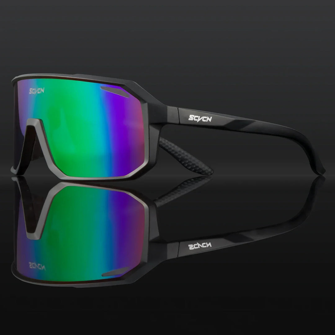 Sportliche Herrensonnenbrille mit UV400 Schutz für Radfahren und Laufen.