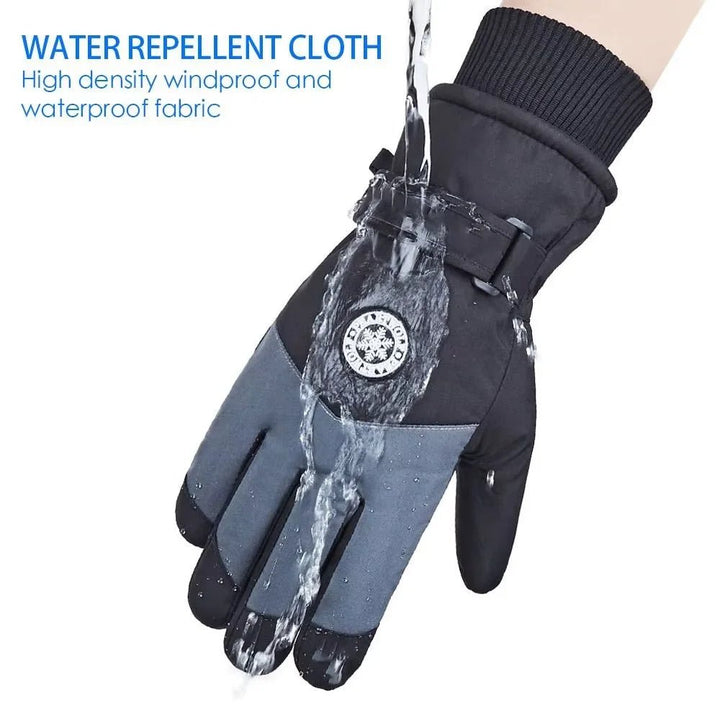 Robuste Winterhandschuhe für Skifahren & Outdoor-Aktivitäten. Kältebeständig, wasserdicht & Touchscreen-kompatibel.