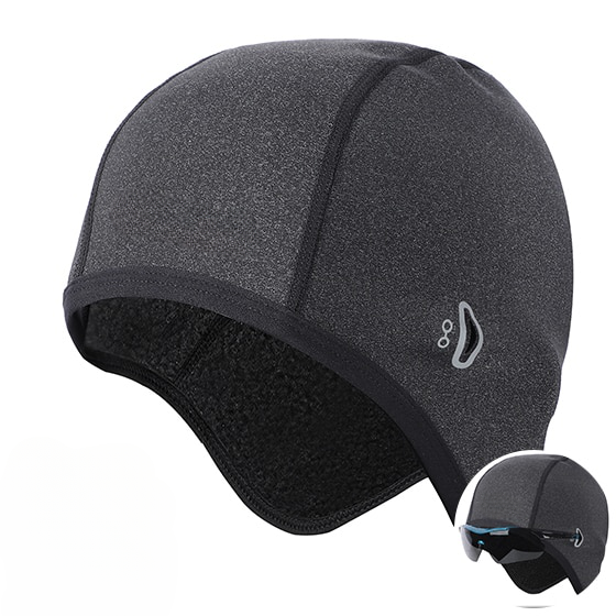 Detail: winddichte Thermo-Mütze mit Flachnähten für optimalen Sitz unter dem Helm, hoher Tragekomfort.