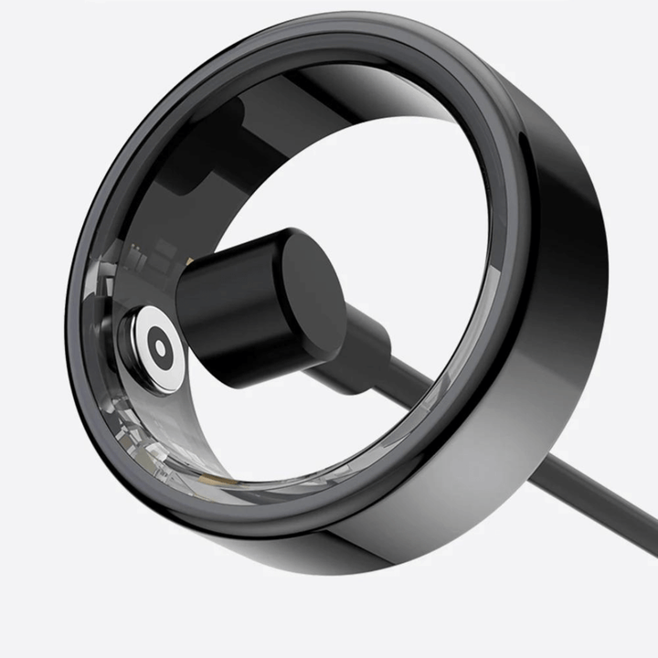 Titan Smart Ring überwacht Herzfrequenz, Kalorienverbrauch und Schlafqualität für Ihre Gesundheit.