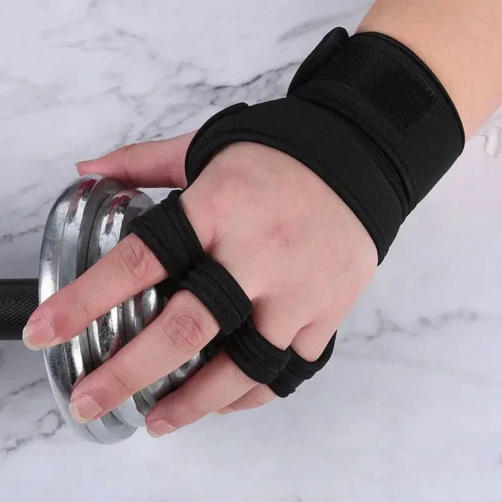 Robuste Trainingshandschuhe mit Anti-Rutsch-Griff für Damen & Herren. Perfekt für Gym & Workout-Zubehör.