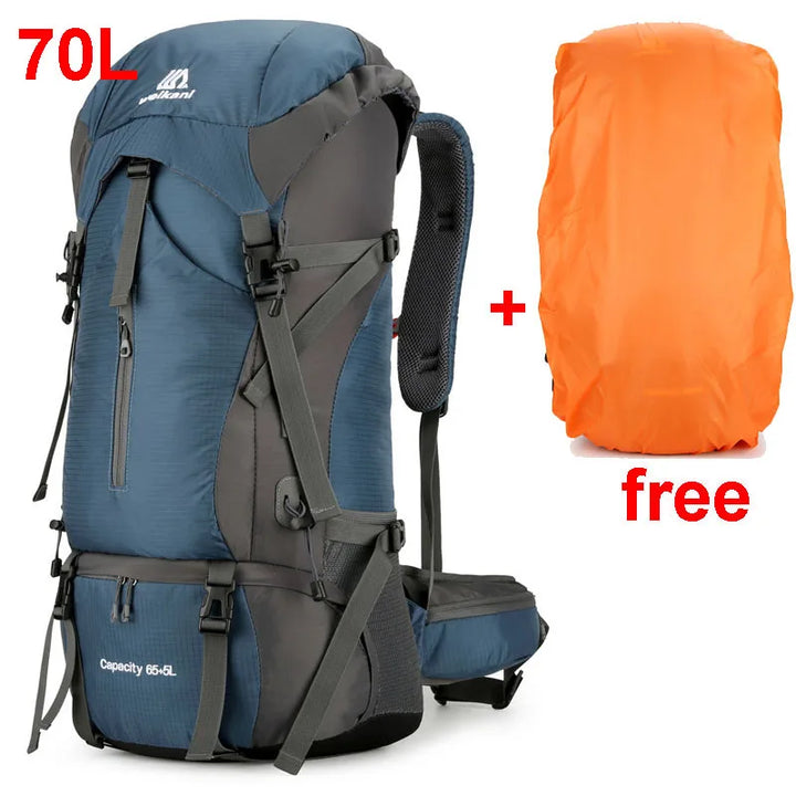 Offener, großer 70L Rucksack, zeigt viel Stauraum für Wandern, Trekking & Expedition. Wasserdichtes Nylon.
