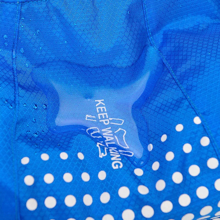 AquaPack Tagesrucksack, wasserdicht & leicht, ideal für Wandern, Radfahren & Outdoor-Aktivitäten.