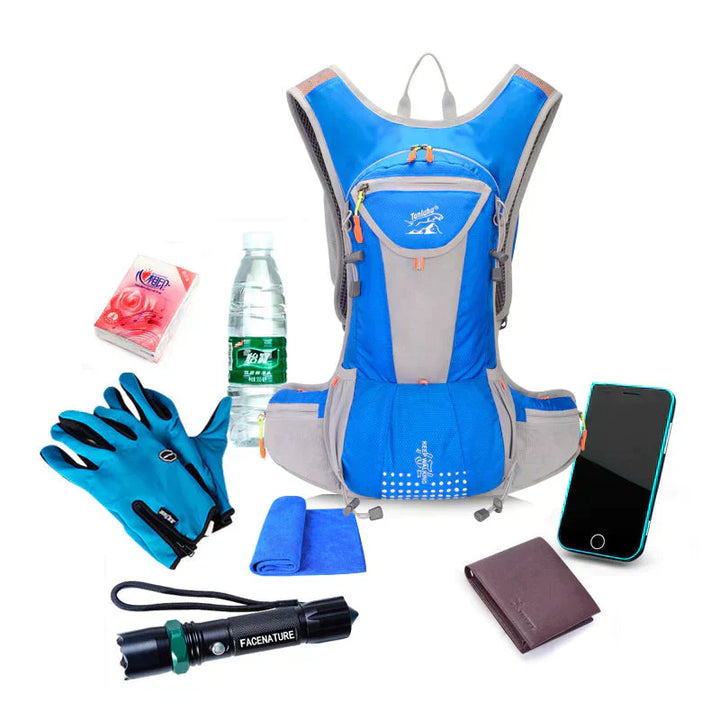 Wasserdichter Rucksack AquaPack mit Trinkblase, ideal für Camping, Wandern & Fahrradfahren.