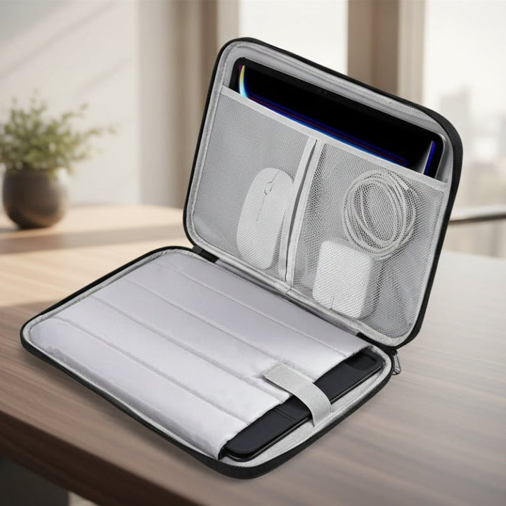 Effektiver Laptopschutz: Wasserdichte, stoßfeste Laptophülle für 11-13 Zoll Notebooks.