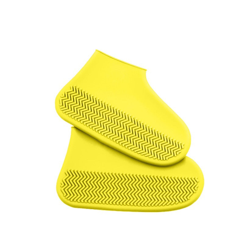 Ultimativer Schlamm- & Nässeschutz mit diesen wasserdichten Unisex Regenstiefeln. Rutschfest & elastisch.