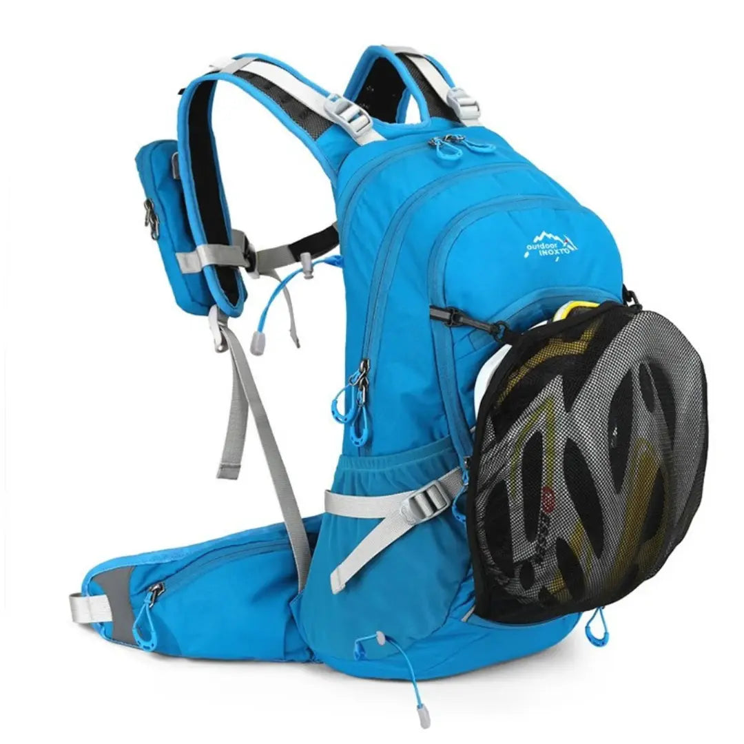 Detailaufnahme: Wasserdichter 20L Outdoor-Rucksack mit praktischen Fächern. Ideal für Wanderung, Reise, Abenteuer.