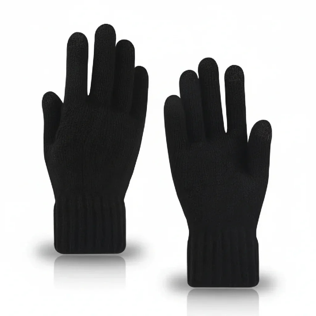 Person bedient Smartphone mit warmen Touchscreen-Handschuhen, keine kalten Finger mehr dank Kälteschutz im Winter.