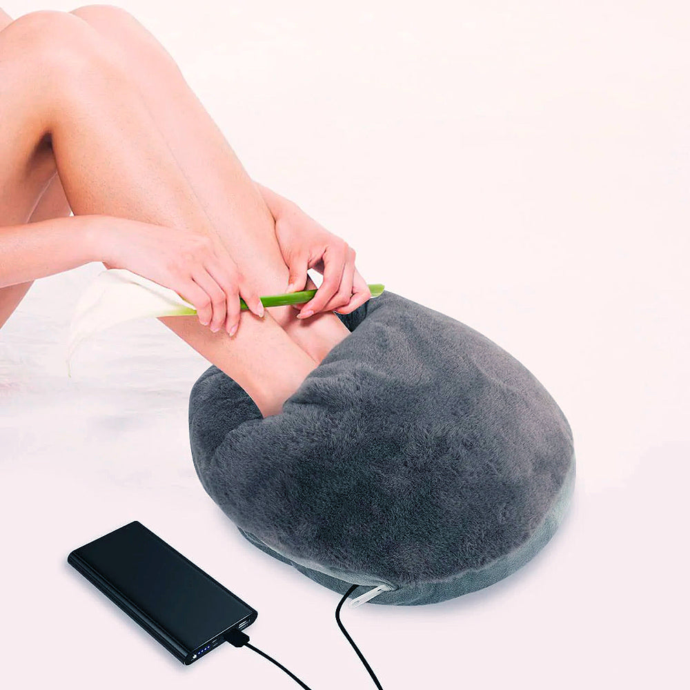 Elektrischer XL Fußwärmer aus Plüsch für entspannte, warme Füße. USB-betrieben, perfekt für kalte Wintertage zu Hause.
