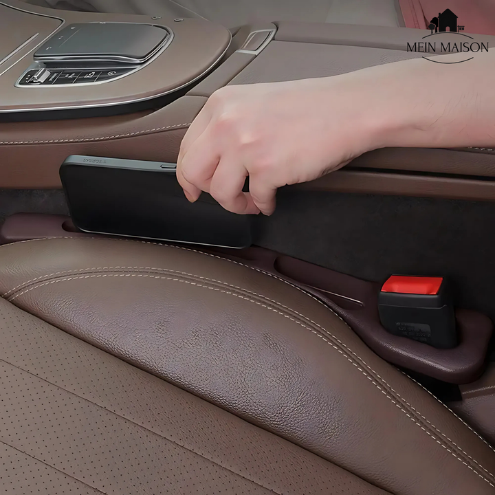 Auto-Sitzorganisator: Schlanker Spaltfüller für zusätzliche Ordnung und Stauraum im Fahrzeug.