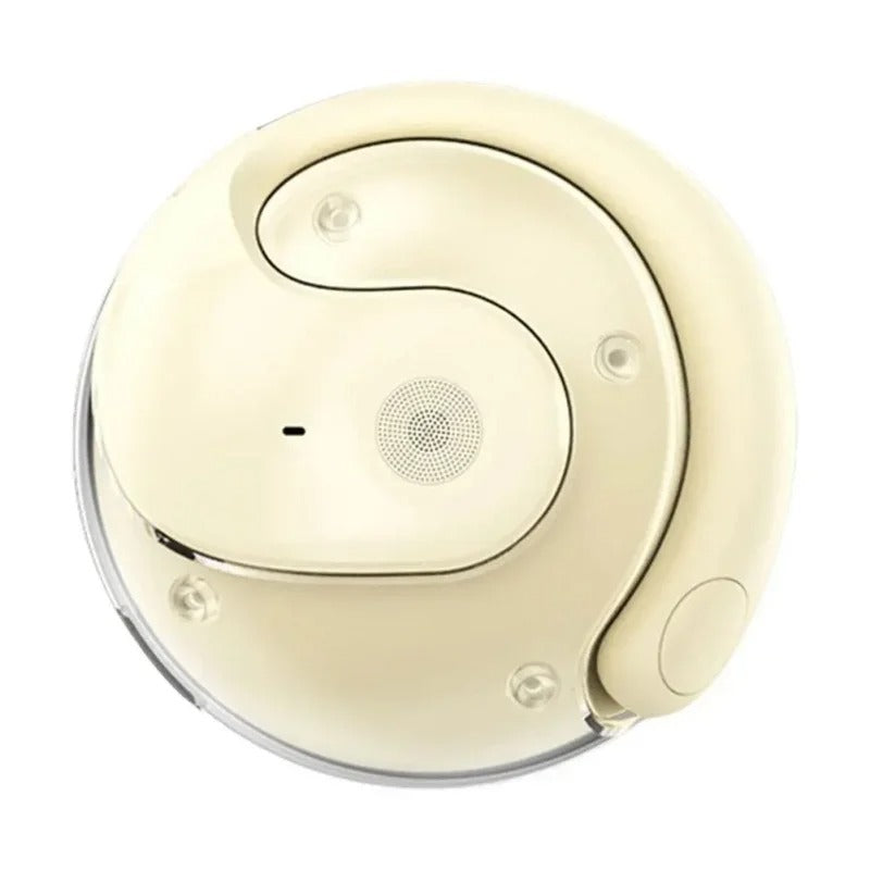 Detailansicht eines Übersetzer-Earbuds, kompaktes Design für komfortable Echtzeit-Sprachübersetzung in 144 Sprachen.