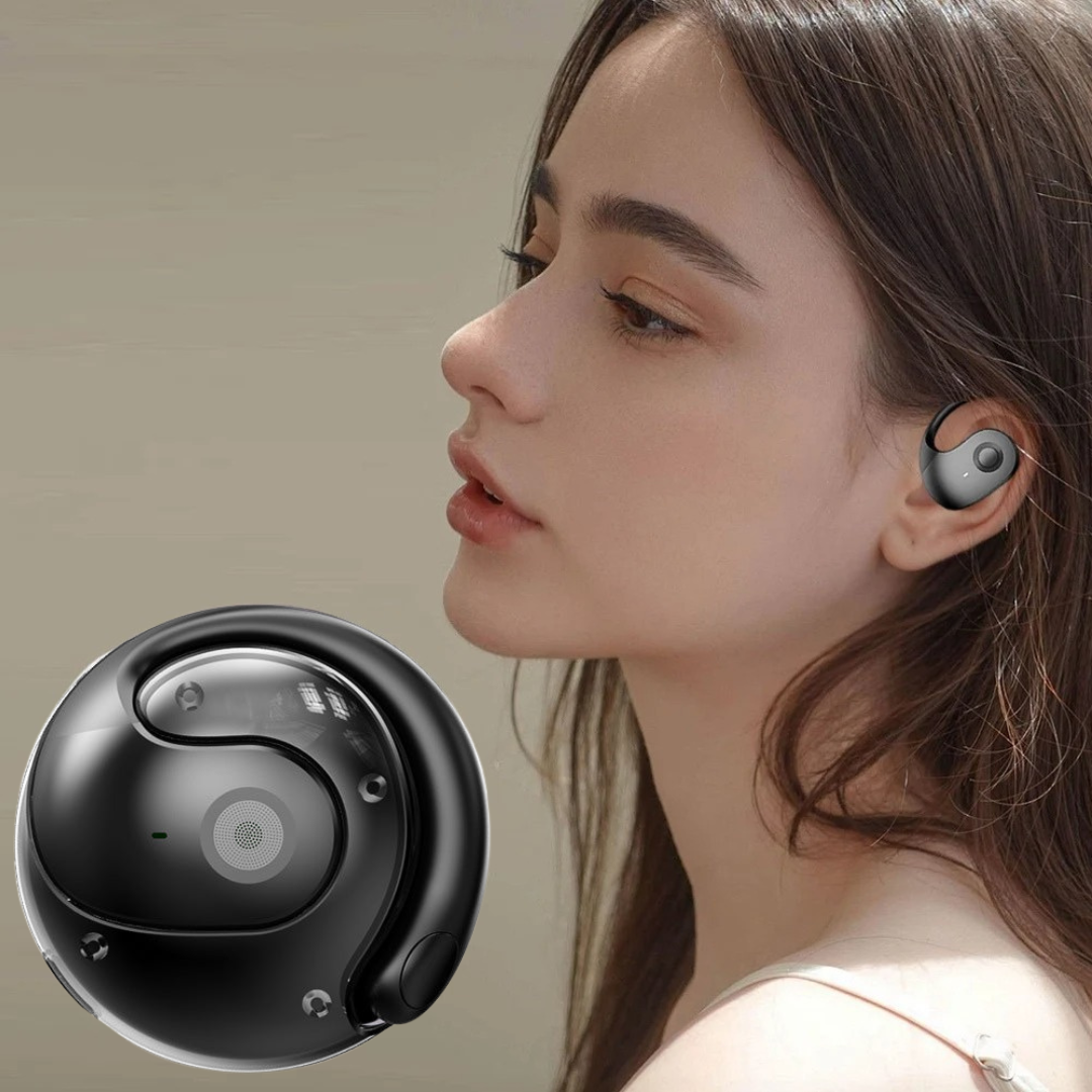 Zwei Personen kommunizieren mit Übersetzer Earbuds, überbrücken Sprachunterschiede in Echtzeit mit KI-Technologie.