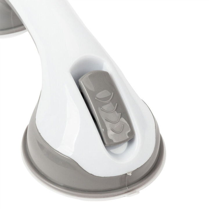 Mehr Sicherheit im Badezimmer mit diesem bohrfreien Haltegriff; ideal als Stütze beim Ein- und Aussteigen.
