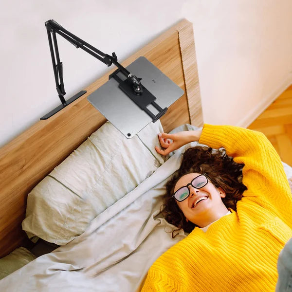 Stabiler Universal Handy- & Tablethalter, passt für alle gängigen Geräte, robustes Aluminiumdesign.